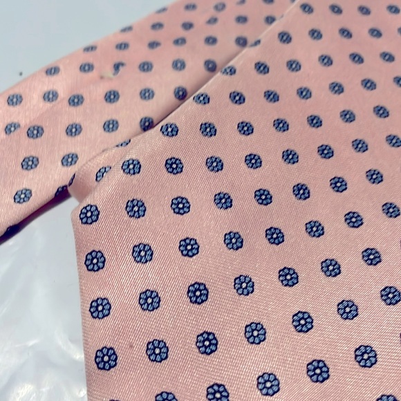 Vintage Pink with Blue Flowers G. Galvani Silk Tie - Picture 3 of 8